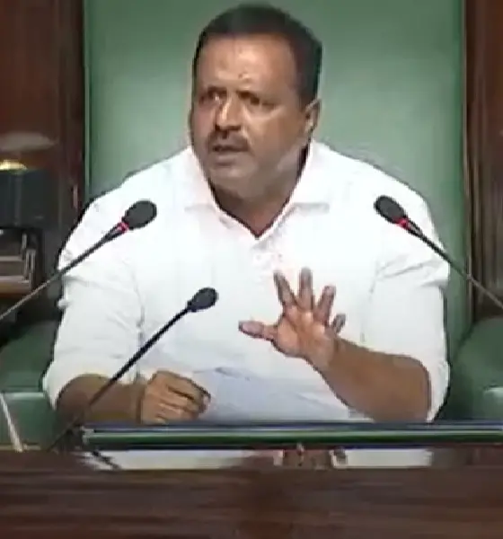 Karnataka Budget Session 2024 UT Khader lashes out at MLAs for arriving late