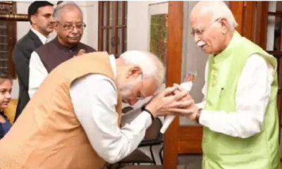 modi with advani