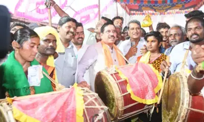Hubli News Minister Pralhad Joshi offering pooja at Santa Shishunala Sharif Shivayogishwara Temple Jatra Mahotsav