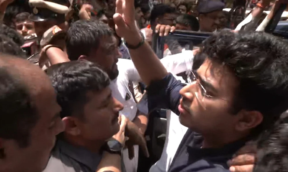 MP Tejaswi surya participate at Nagarthapet protest