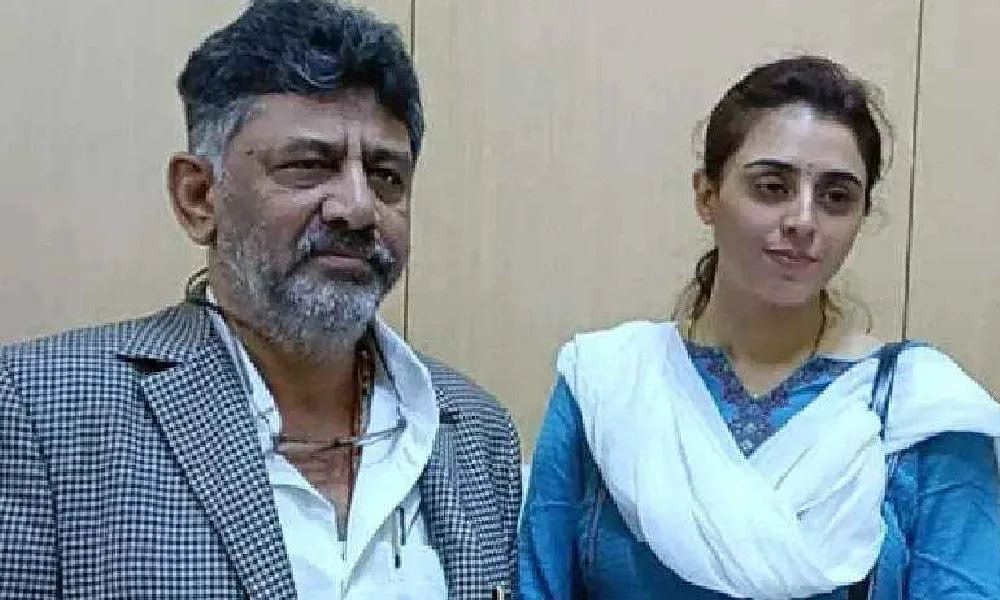 Lok Sabha Election 2024 CP Yogeshwar daughter to join Congress Wont take away father and daughter says DK Shivakumar