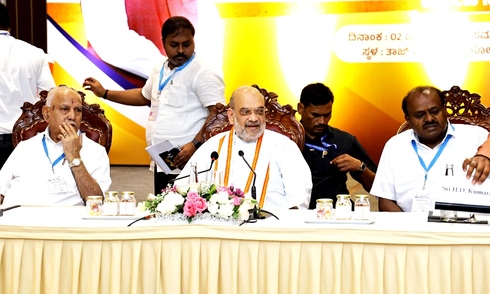 Lok Sabha Election 2024 Amit Shah meeting with Karnataka BJP and JDS leaders