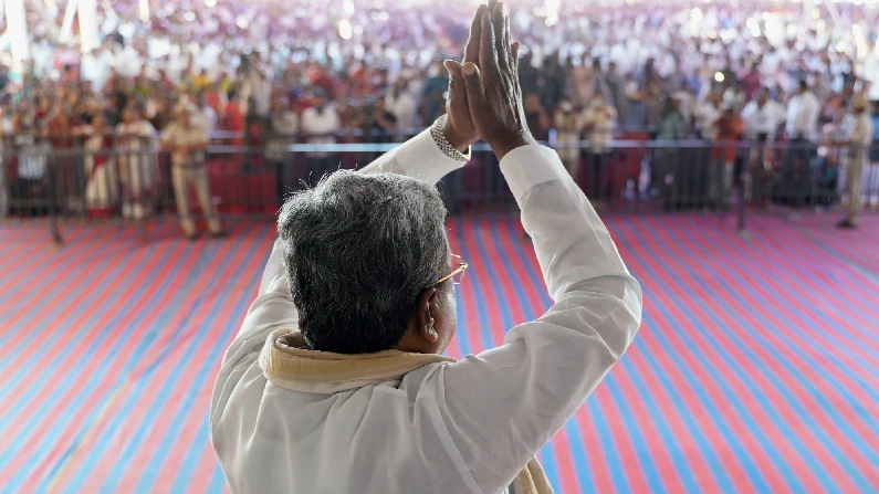 Lok Sabha Election 2024 Only a guaranteed wave in Karnataka says Cm Siddaramaiah