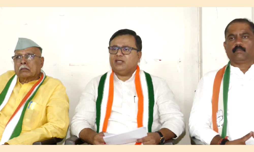 MLA Srinivasa Mane Election campaign for Haveri Gadag Lok Sabha constituency Congress candidate Anandaswamy Gaddadevaramath