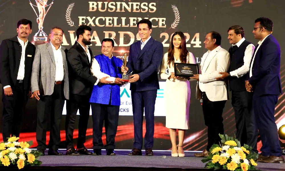 Vistara Awards Vistara Business Excellence Award for 48 accomplished entrepreneurs