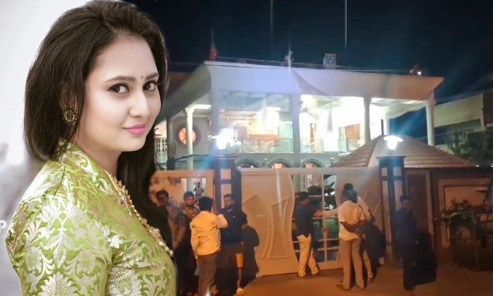 actress amulya father in law election officers ride