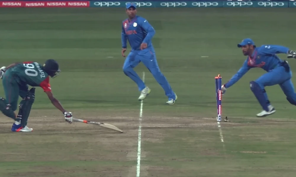 MS Dhoni's last-ball Heroics