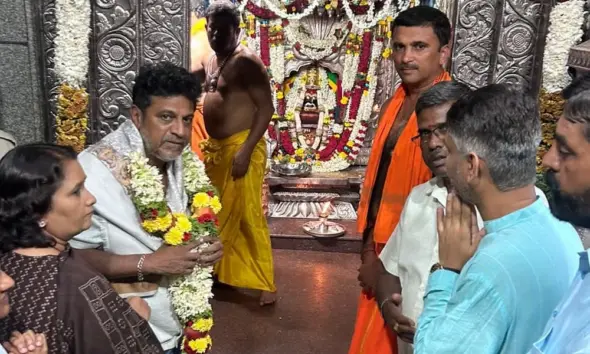 Uttarakaanda Movie Shivarajkumar Visits Savadatti Yallamma Temple After Uttarakaanda Movie