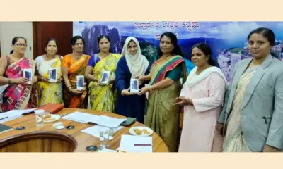 Anganwadi workers and supervisors will get the new mobile in uttara Kannada district