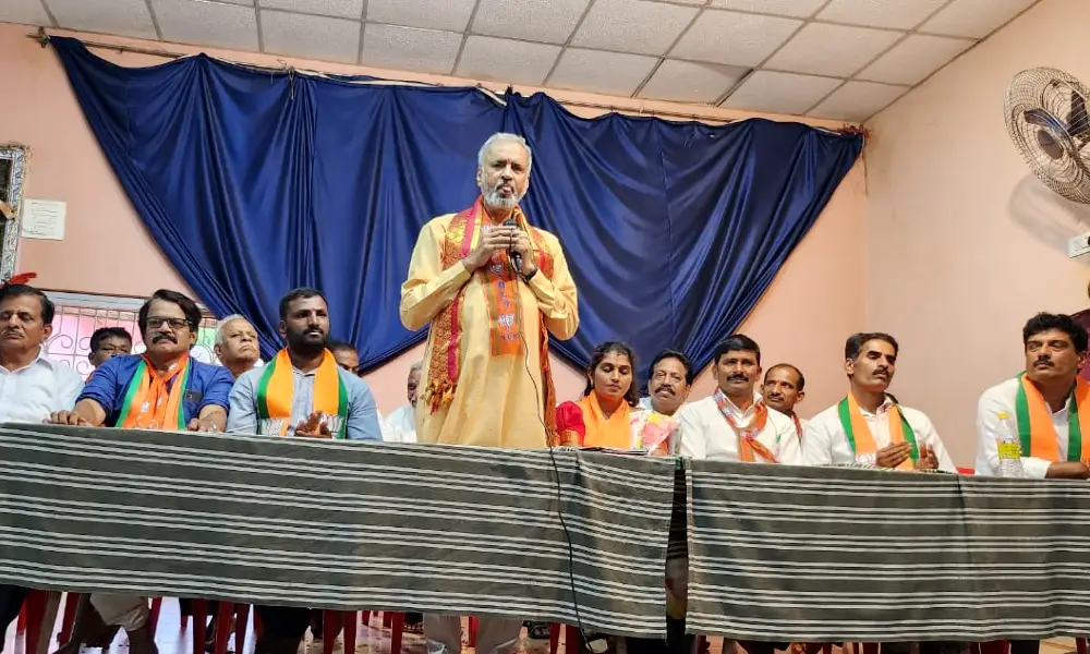 Uttara Kannada MP Vishweshwara hegde kageri spoke in Thanksgiving ceremony for bjp party workers in banavasi
