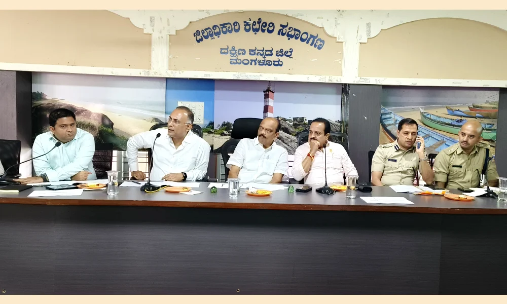 Minister Dinesh Gundurao instructed to prepare for the disaster management that may occur on the coast during rainy season.