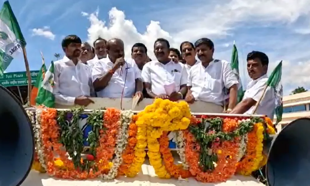 Union Minister HD Kumaraswamy visit Shira