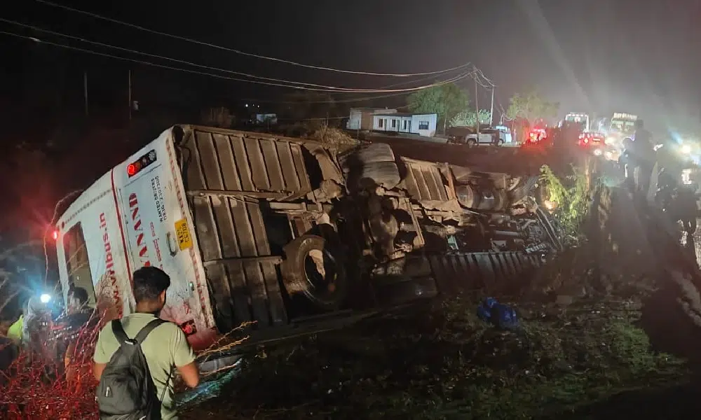 vrl bus road accident