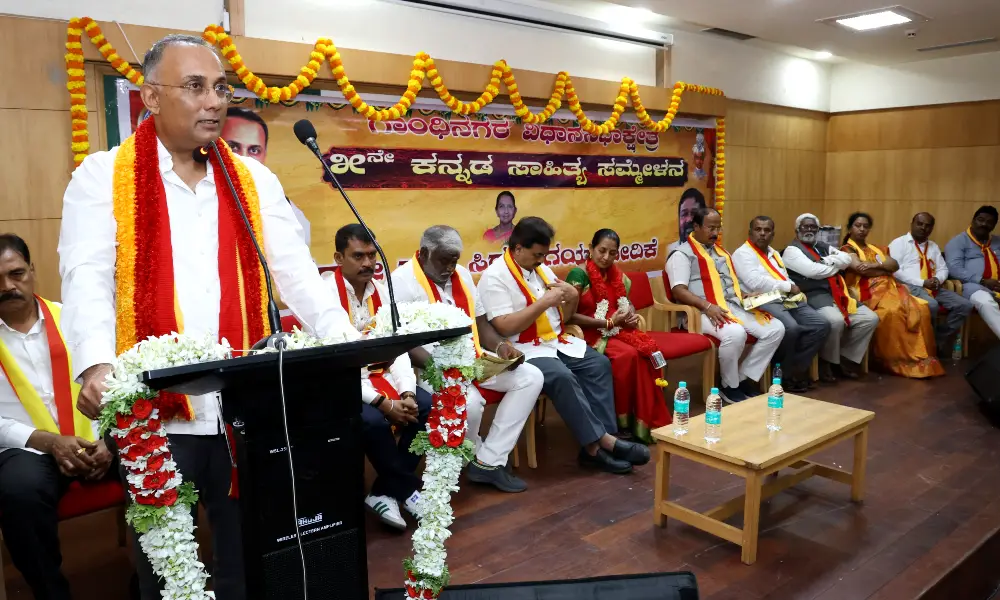 Minister Dinesh Gundurao drives for the 5th Kannada Sahitya Sammelana in Bengaluru