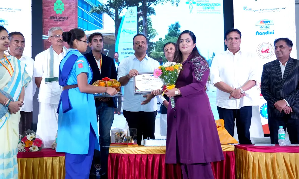 Media Connect Founder and ceo Dr Divya Rangenahalli honored at Chess Festival in bengaluru