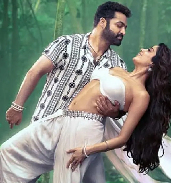 Jr NTR -Janhvi Kapoor Devara Song take centre stage