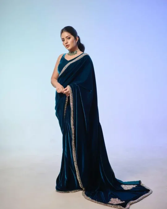 Velevet Saree Fashion