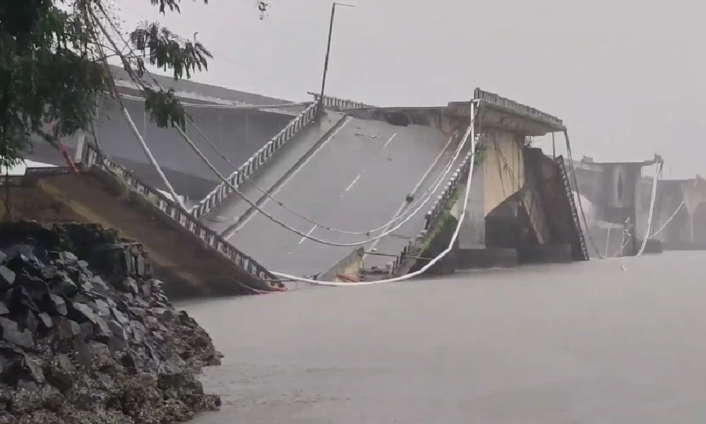 kali river bridge collapse