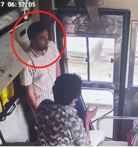 Thief steals techie's laptop from sleeper bus