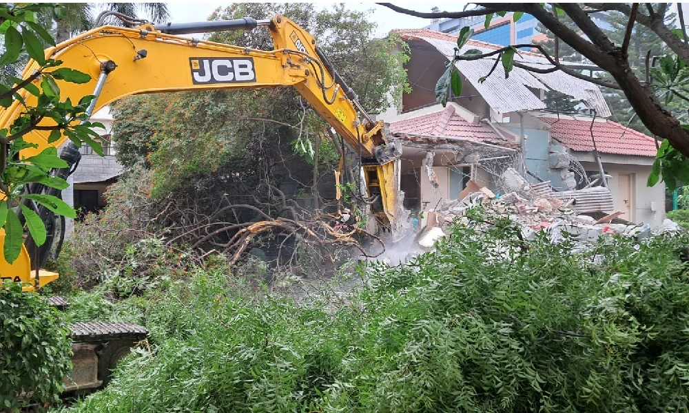 Rajakaluve Encroachment